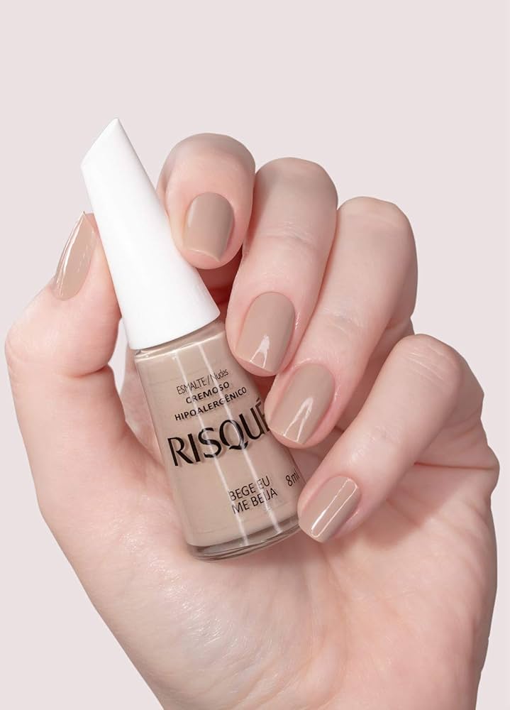 Risqué Esmalte Bege eu Me Beija